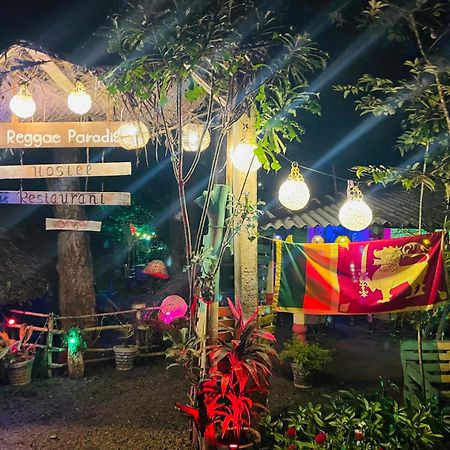 Reggae Paradise Hostel Сігірія Екстер'єр фото